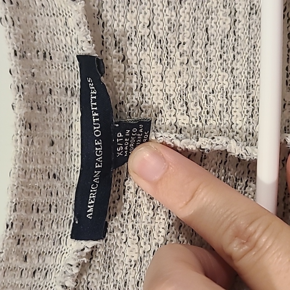 American Eagle Button Down cardigan​ - Picture 3 of 6